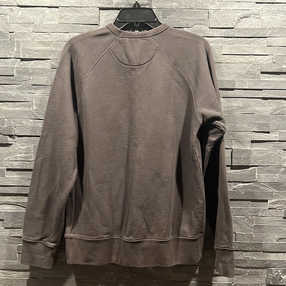 Gap Crewneck - Picture 3 of 3